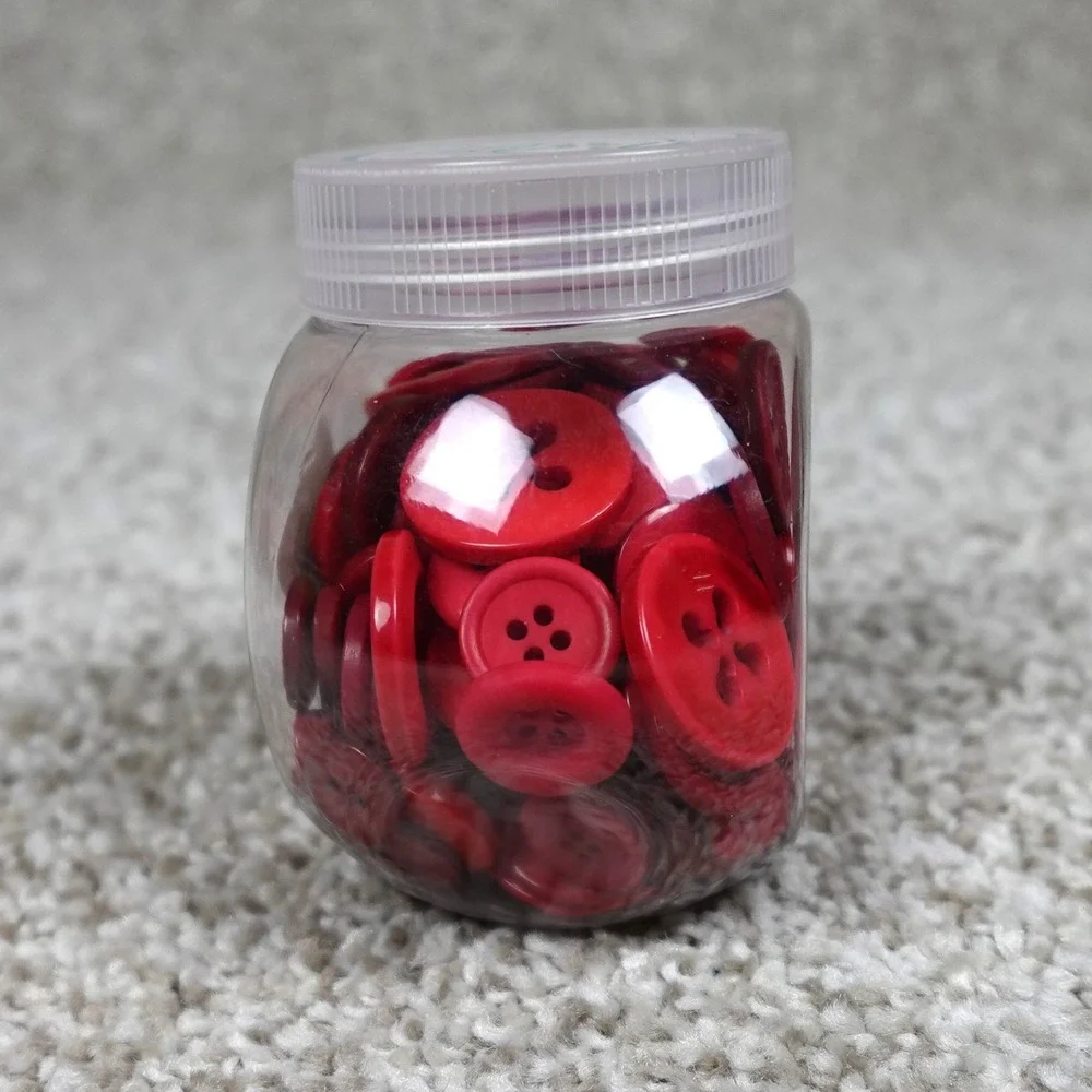 Blumenthal Lansing Co Red Buttons 4oz Jar Mixed Sizes Styles 540001006